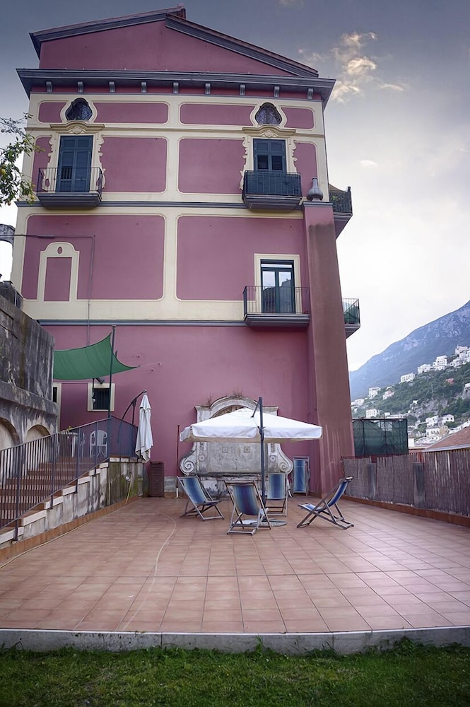 Grand Apartment, 2 Bedrooms, Accessible photo 3