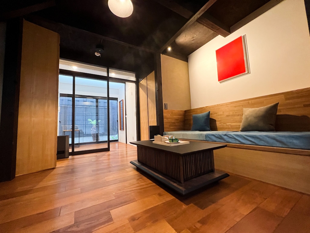 Town House No.8, Non Smoking - Photo 9