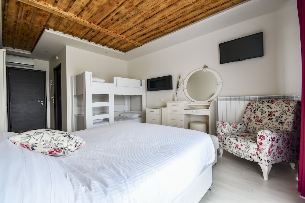 Family Quadruple Room