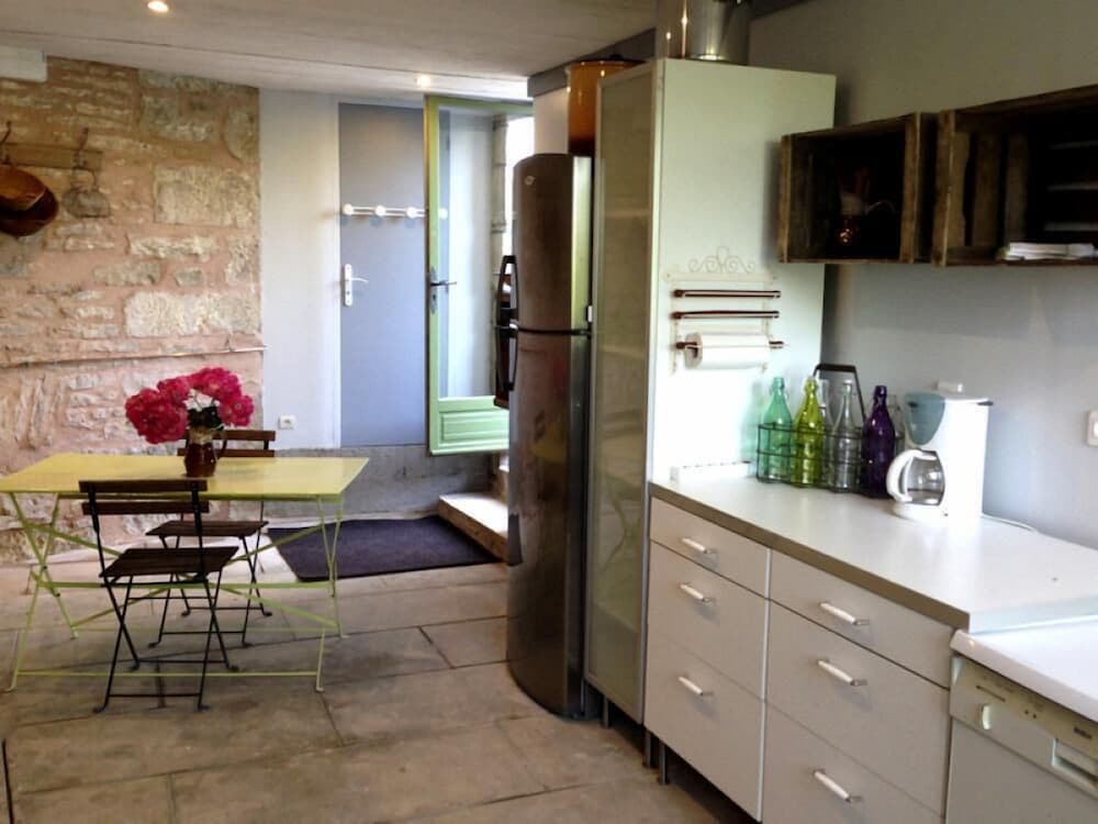 Room (La Courtine) photo 3