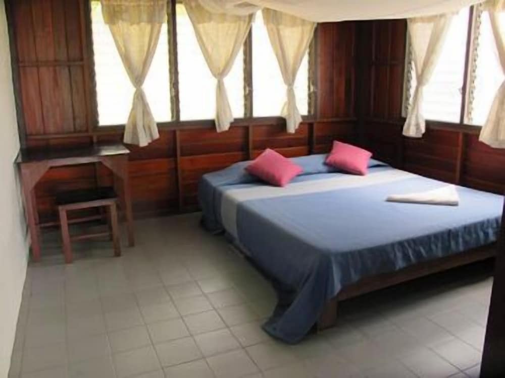 VIP 1 Bedroom Beach Front