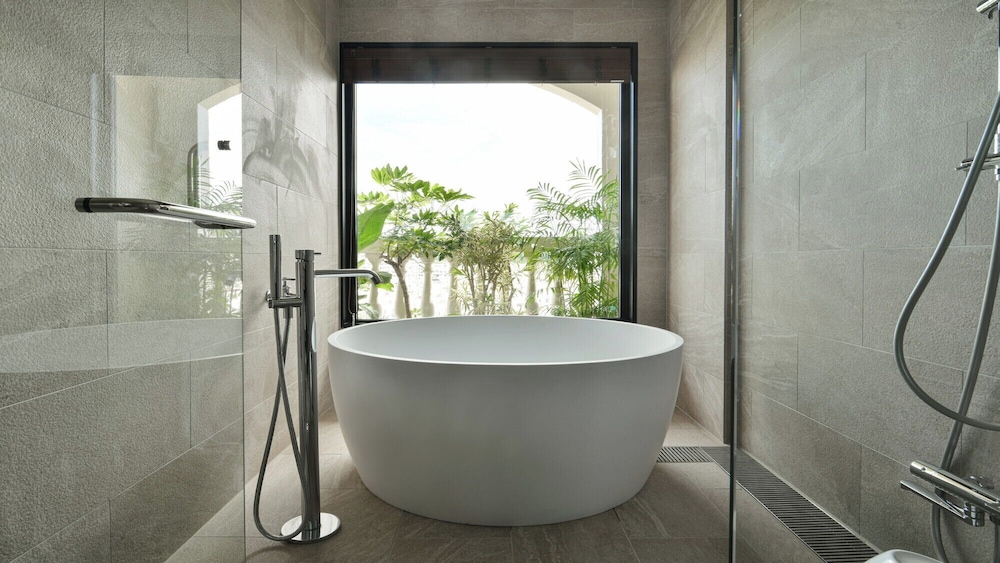 Gold Suite Room with extra bed(for 3 persons) with Private Pool|Premier Wing| - Photo 6