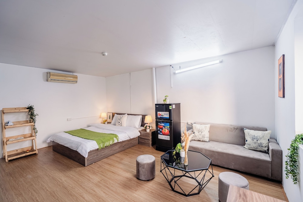 Luxury Studio Suite, City View photo 2
