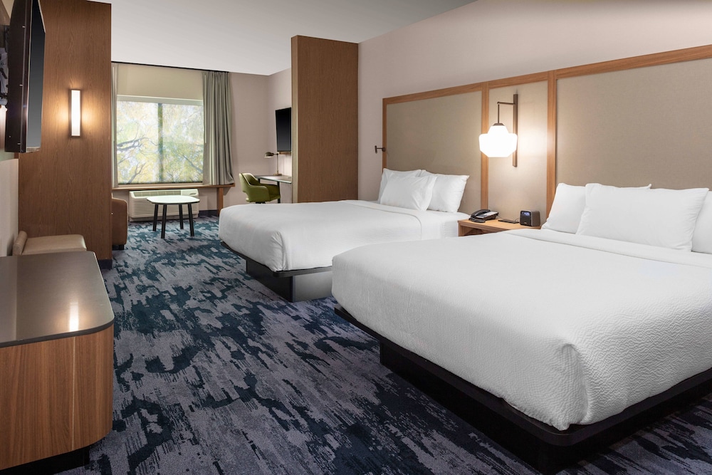 Suite, Multiple Beds - Photo 2