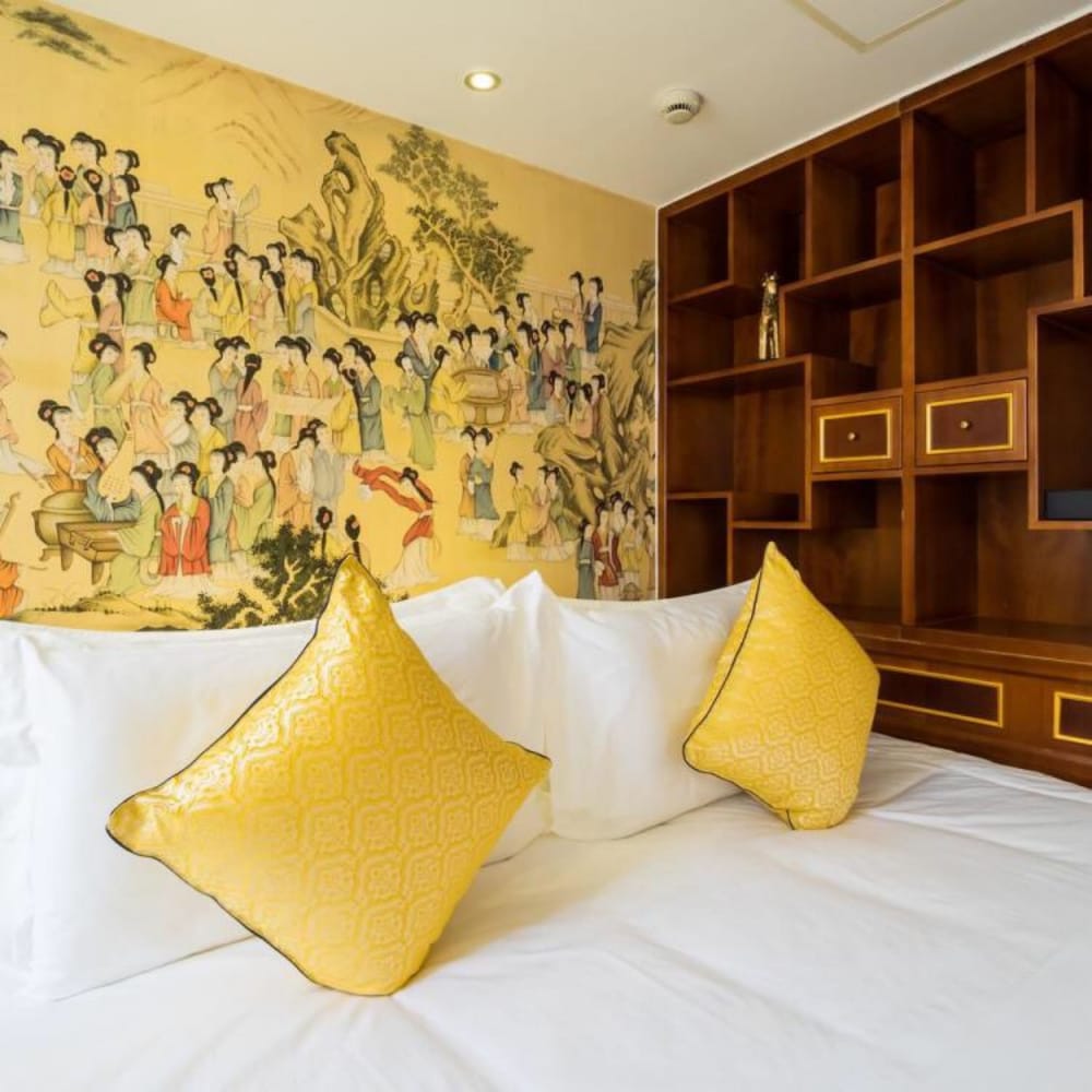 Executive Room