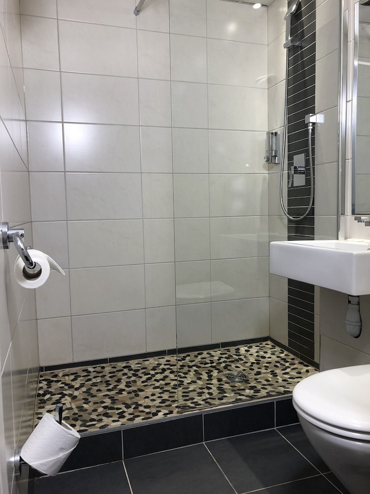 Double Room - Photo 21