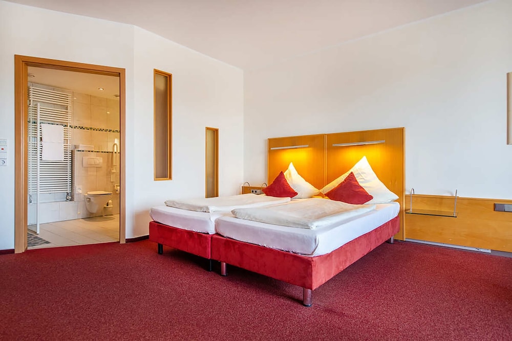 Deluxe Double Room photo 2