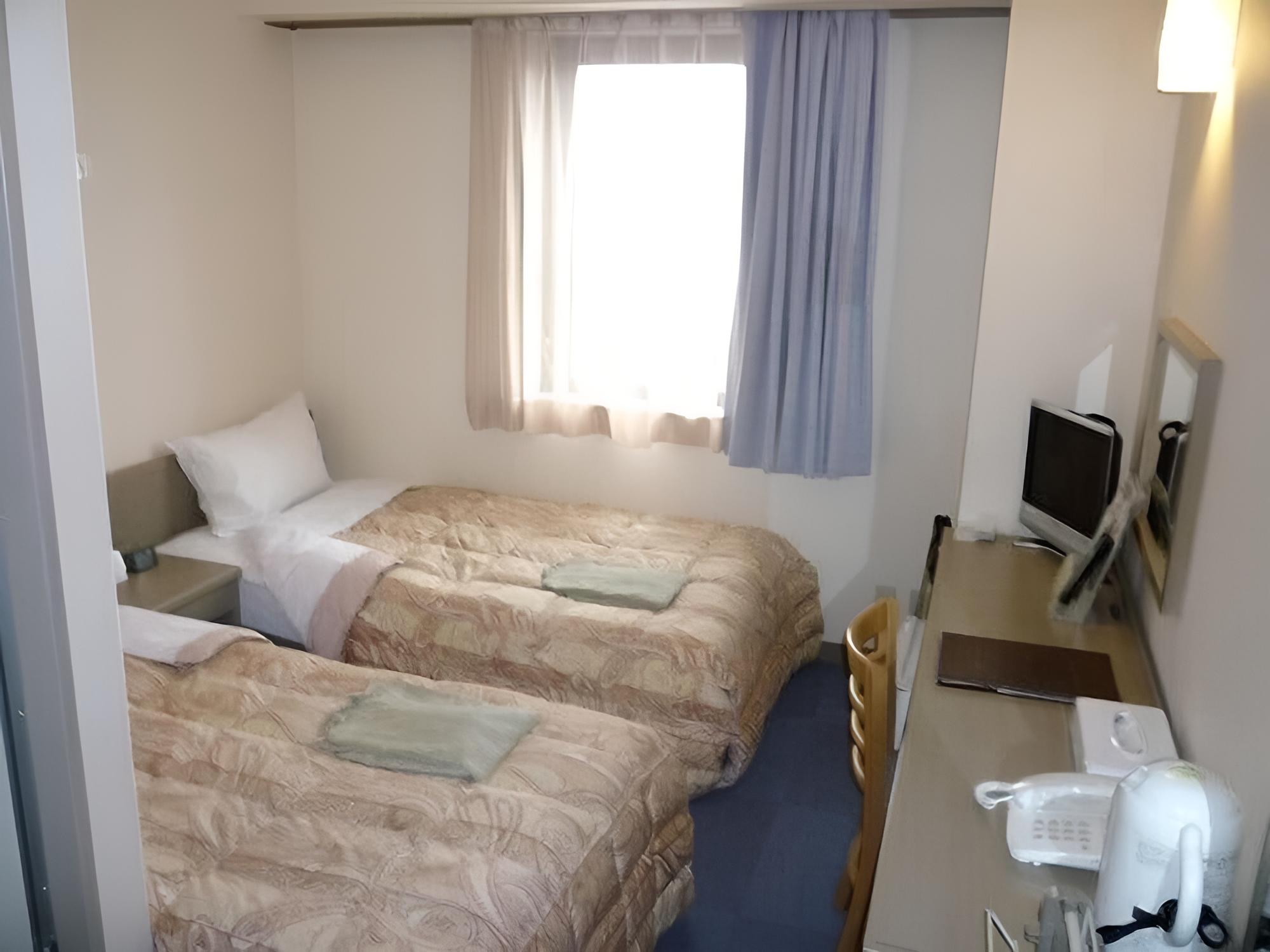 Twin Room, Non Smoking photo 1