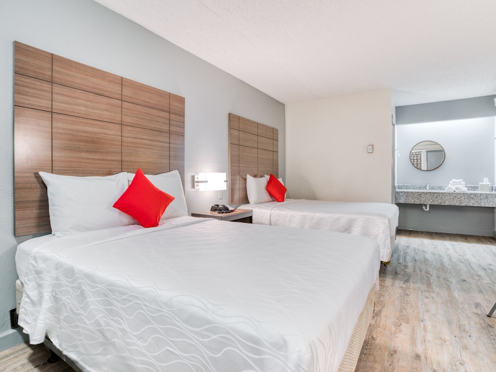 Basic Double Room photo 2