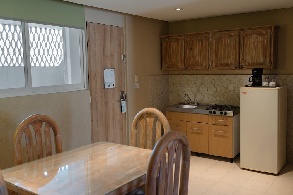 Premier Suite, 2 Double Beds - Photo 5