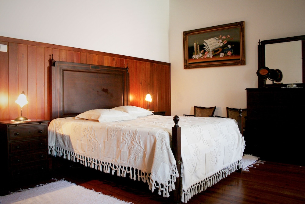Classic Double or Twin Room - Photo 6