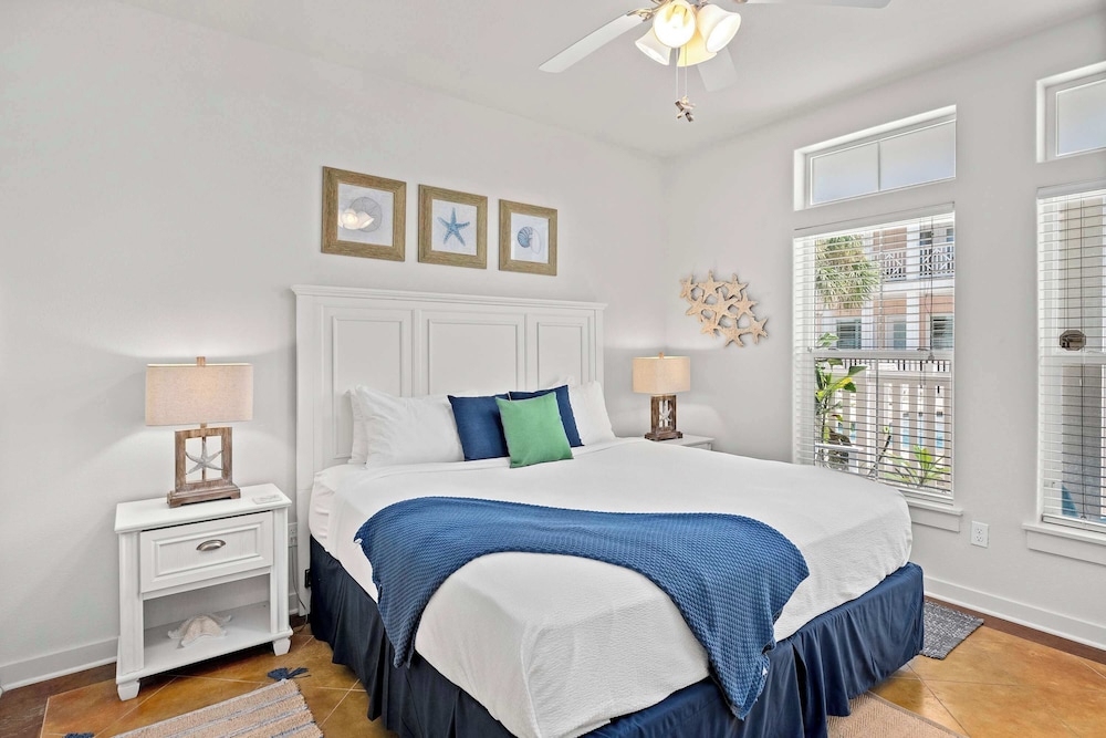 House, Multiple Beds, Patio, Garden View (Dauphin House)