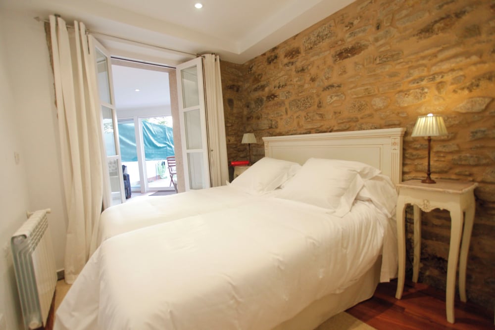 Apartamento, 2 Dormitorios (Galo - Jardín Privado)