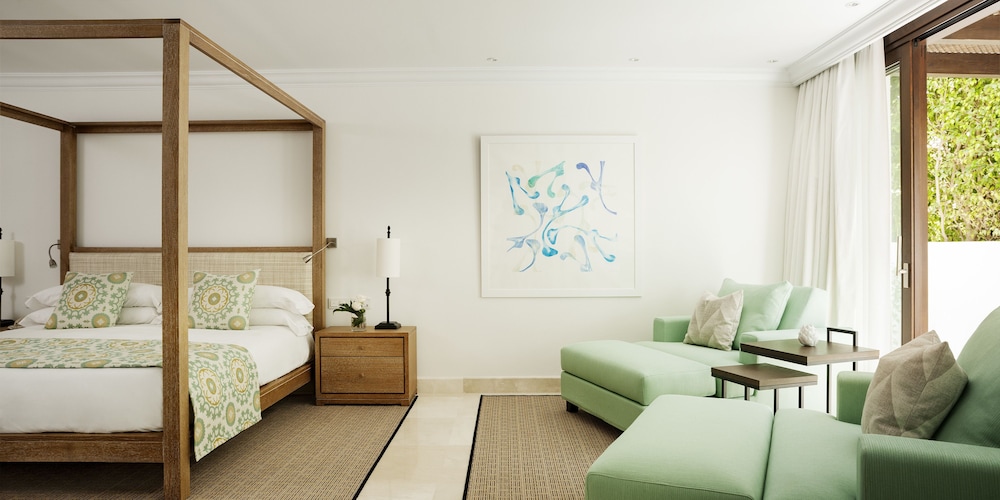 Deluxe Suite (Garden)