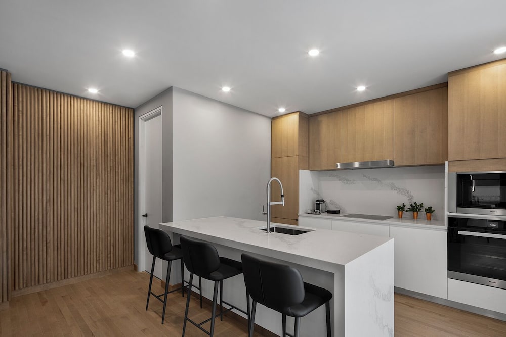 Executive Studio Suite - Photo 4