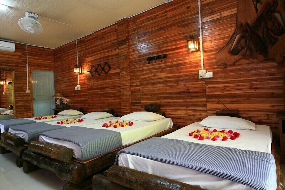 Family 4-Bed