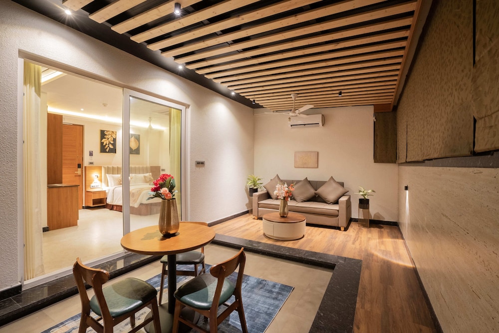 Executive Suite