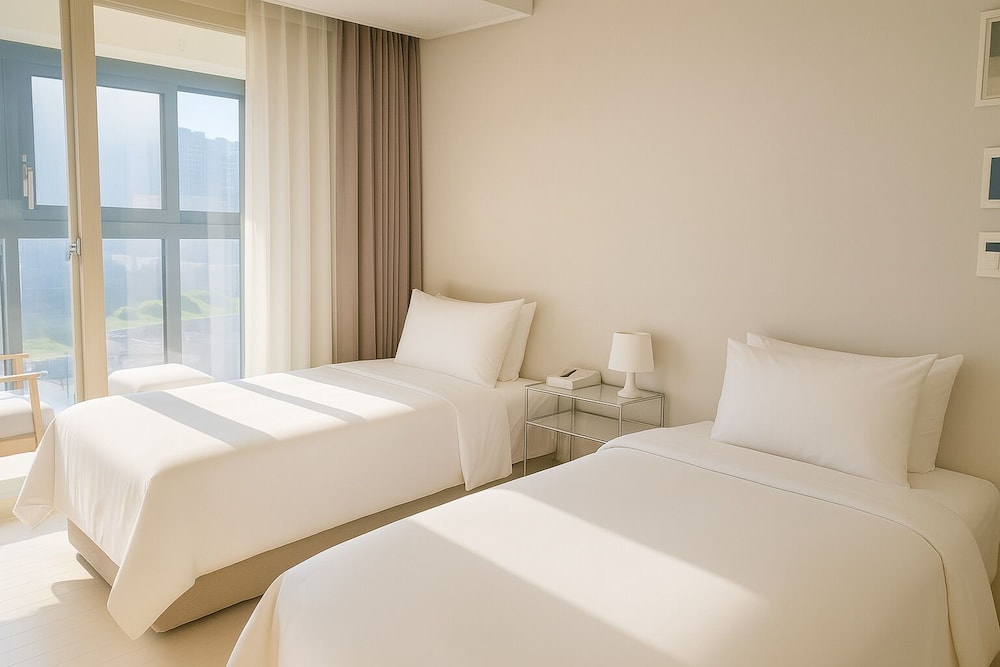 [ARTE Museum/Theme park Zipline discount coupon included] Standard Twin Room, Multiple Beds, Harbor