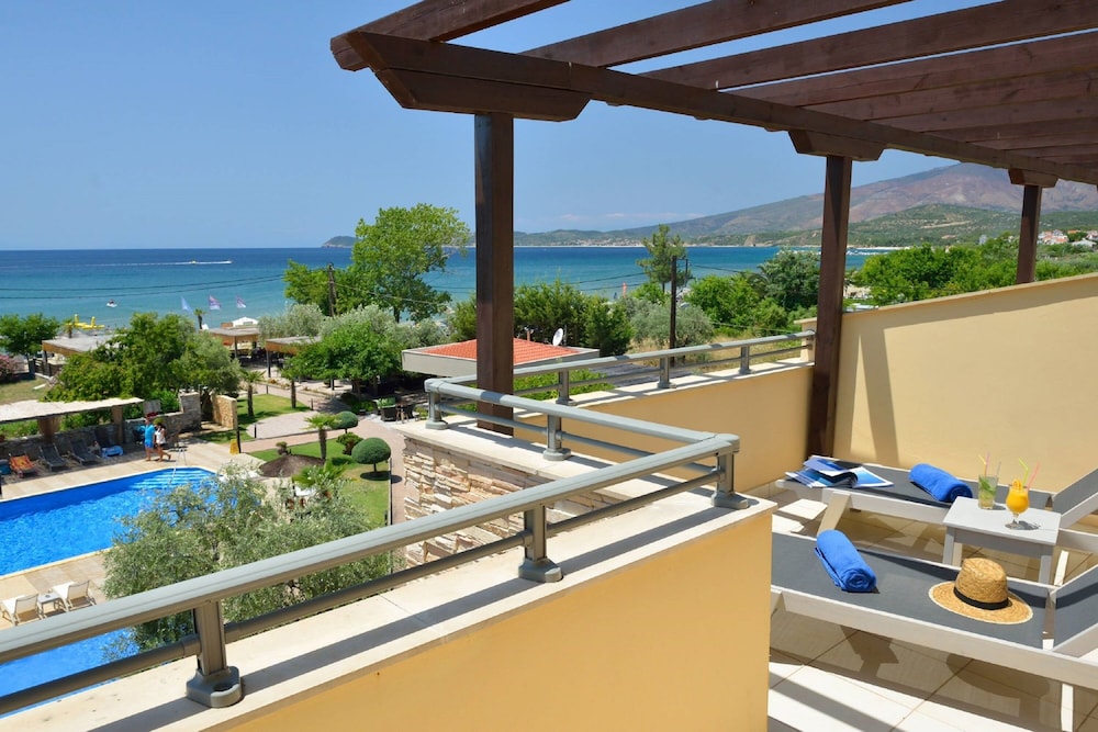 Executive Maisonette Sea View - Photo 10