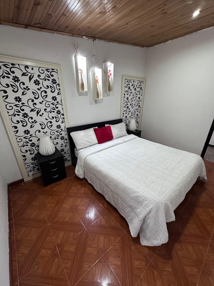 Basic Double Room photo 2