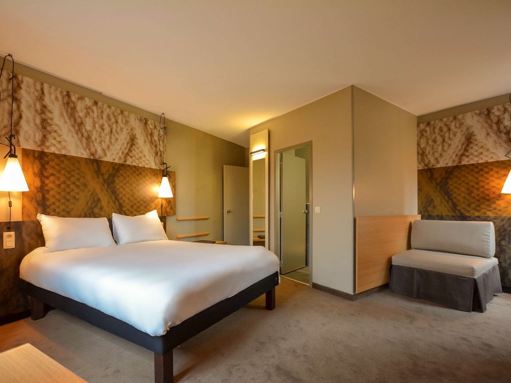Room, 2 Twin Beds - Photo 2