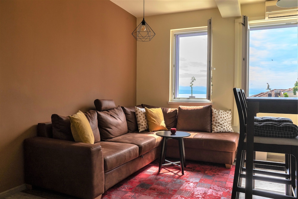 Apartment, 1 Bedroom, Smoking, Garden View