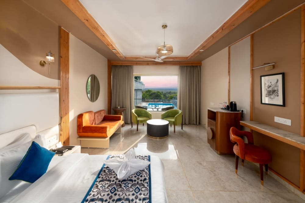 The Grand Superior Pool View Room