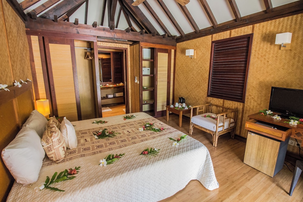 Garden Bungalow