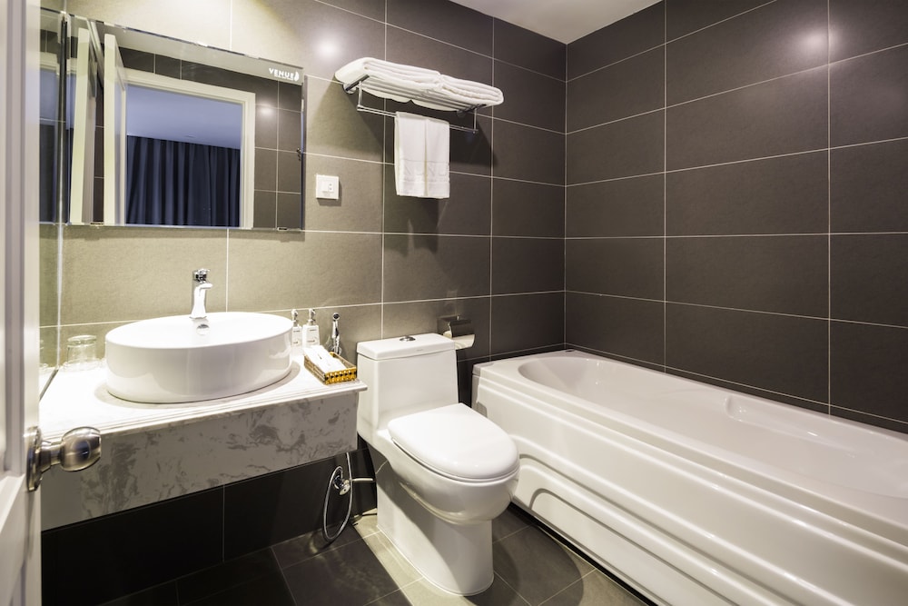 Deluxe Double or Twin Room photo 2