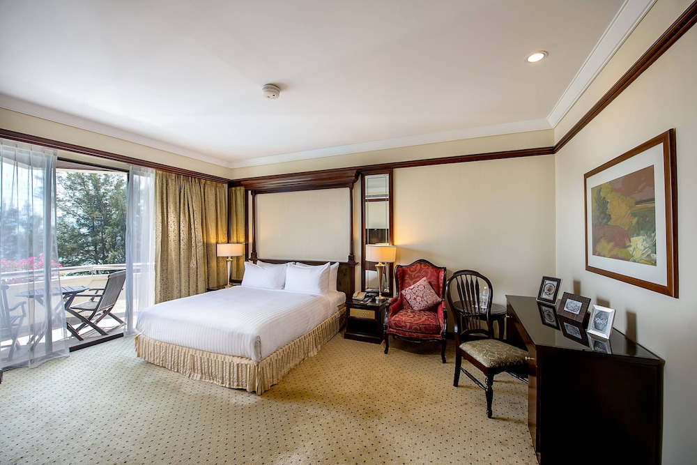 Royal Suite, 1 Bedroom, Balcony (Crown Ocean Suite) photo 1