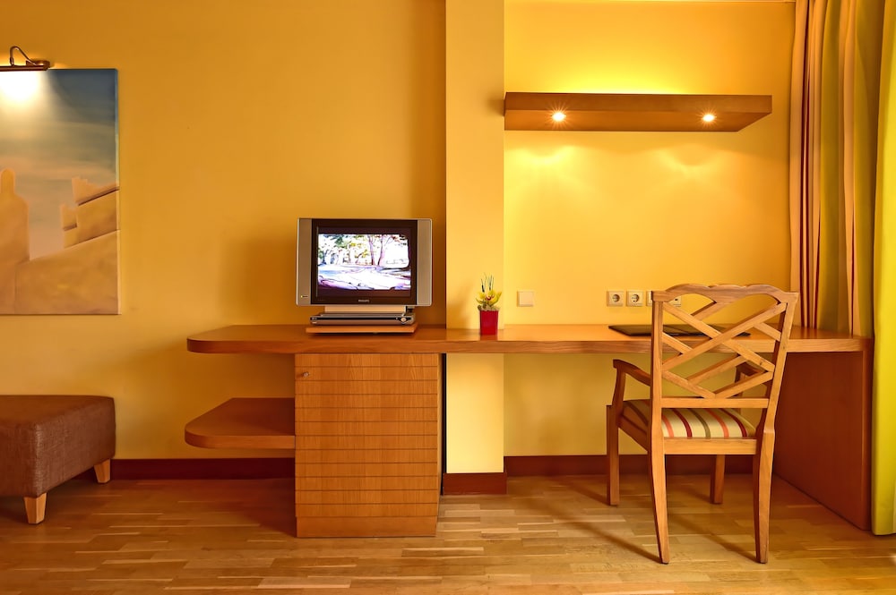 Superior Double or Twin Room - Photo 6