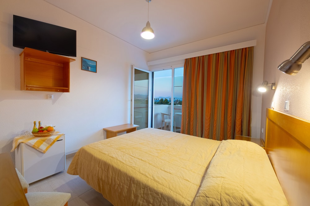 Standard Room photo 3