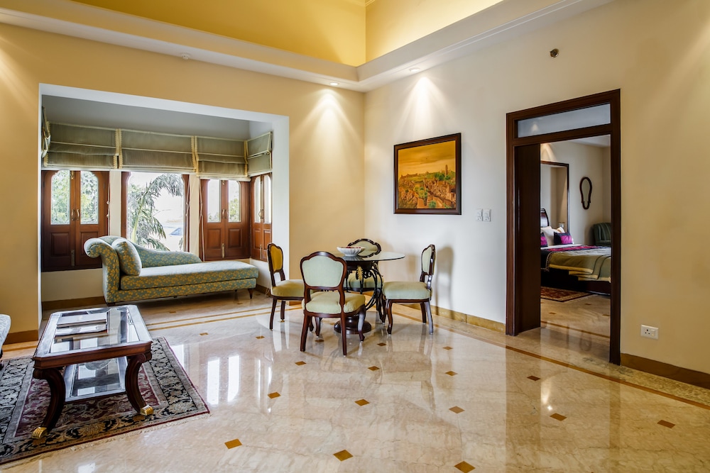 Suite (Maharani) photo 2