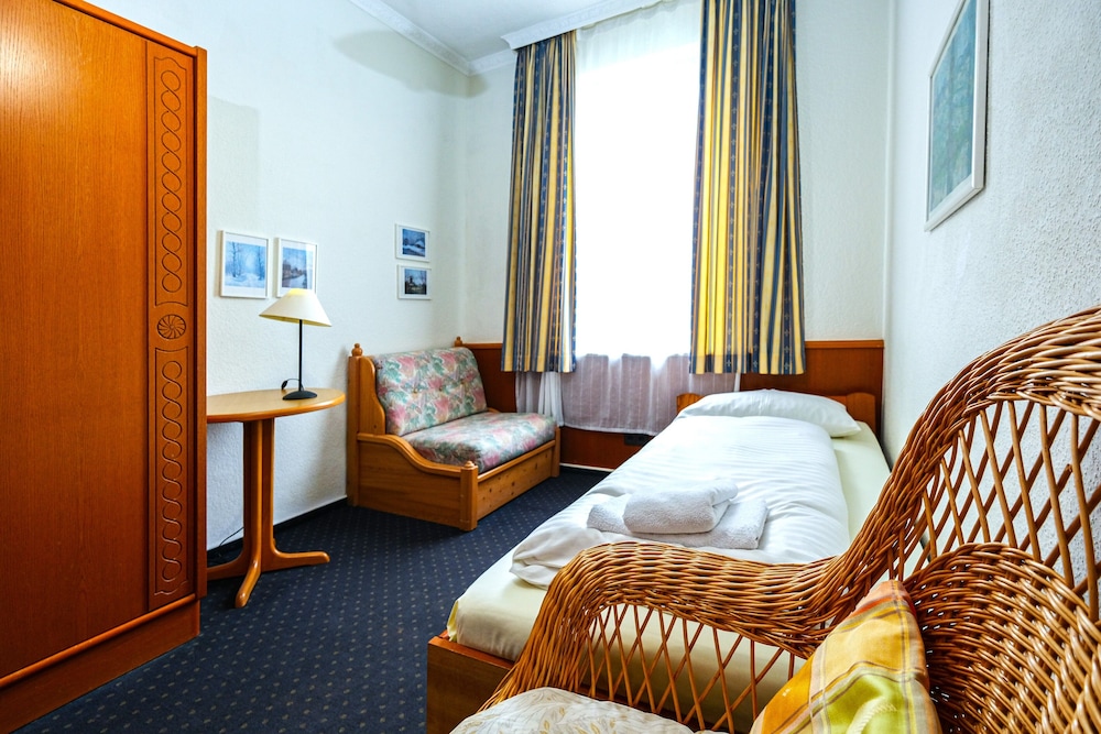 Triple Room - Photo 3