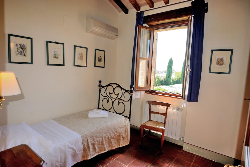 Exclusive Three-Room Apartment 101 photo 3