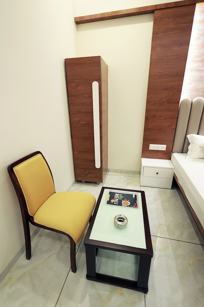 Deluxe Single Room photo 2