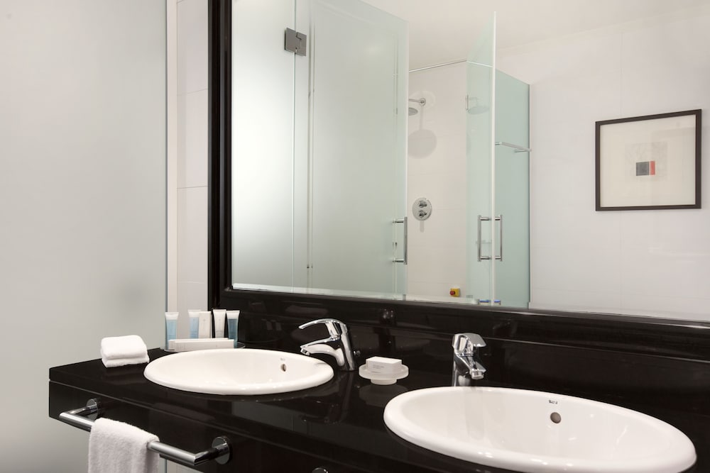 Double Room (Romantic Package) - Photo 2