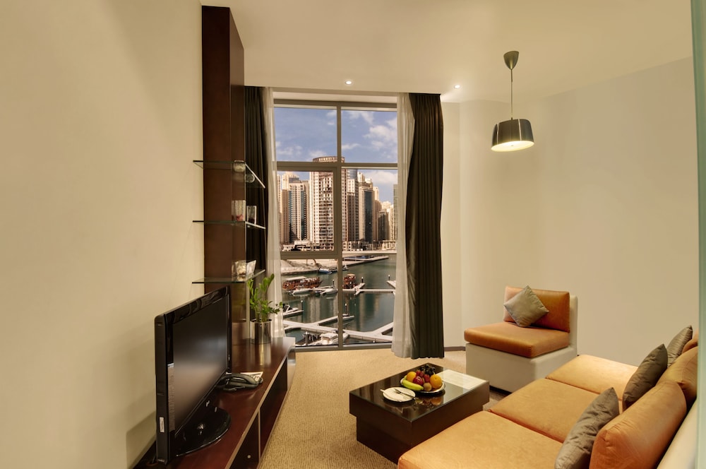 2 Bedroom Apartment Marina View photo 3