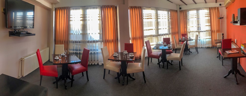 Triple Room - Photo 6