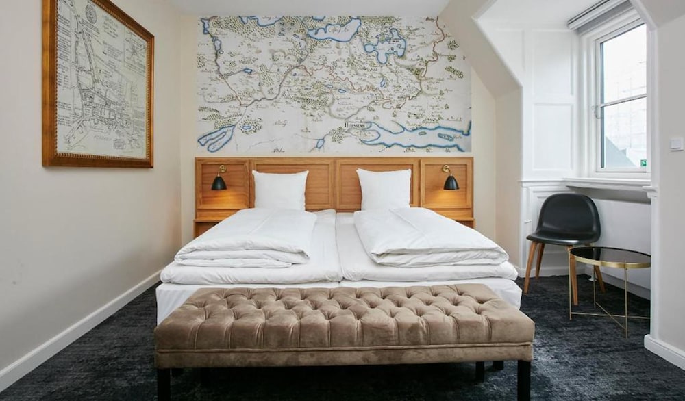 Deluxe Room, 2 Twin Beds photo 1