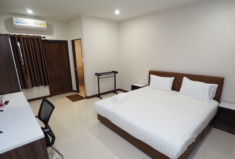 Standard Double Room - Photo 5
