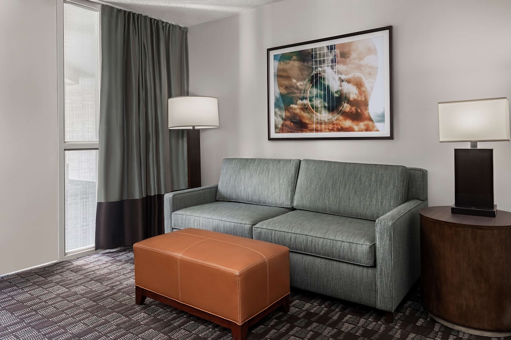 Room, 2 Queen Beds, Accessible (Hearing) - Photo 6