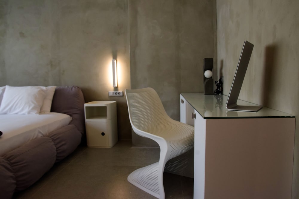 Deluxe Suite, Courtyard View photo 2