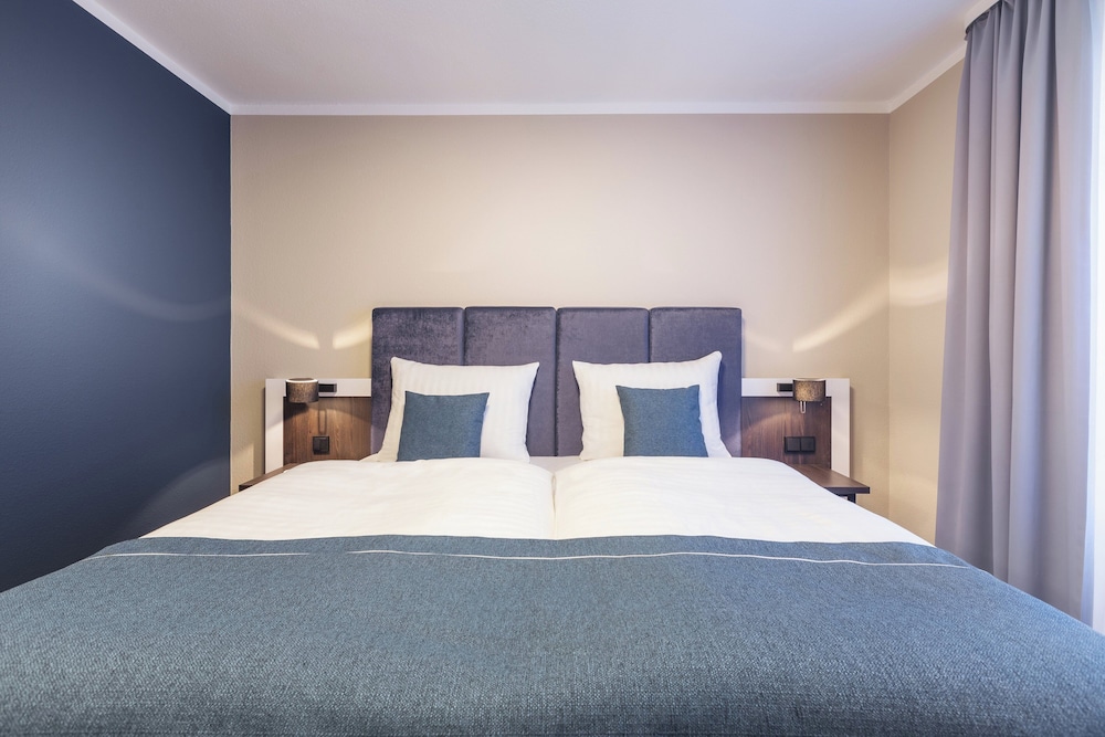 Family Room, 1 Queen Bed (Premium) - Photo 4