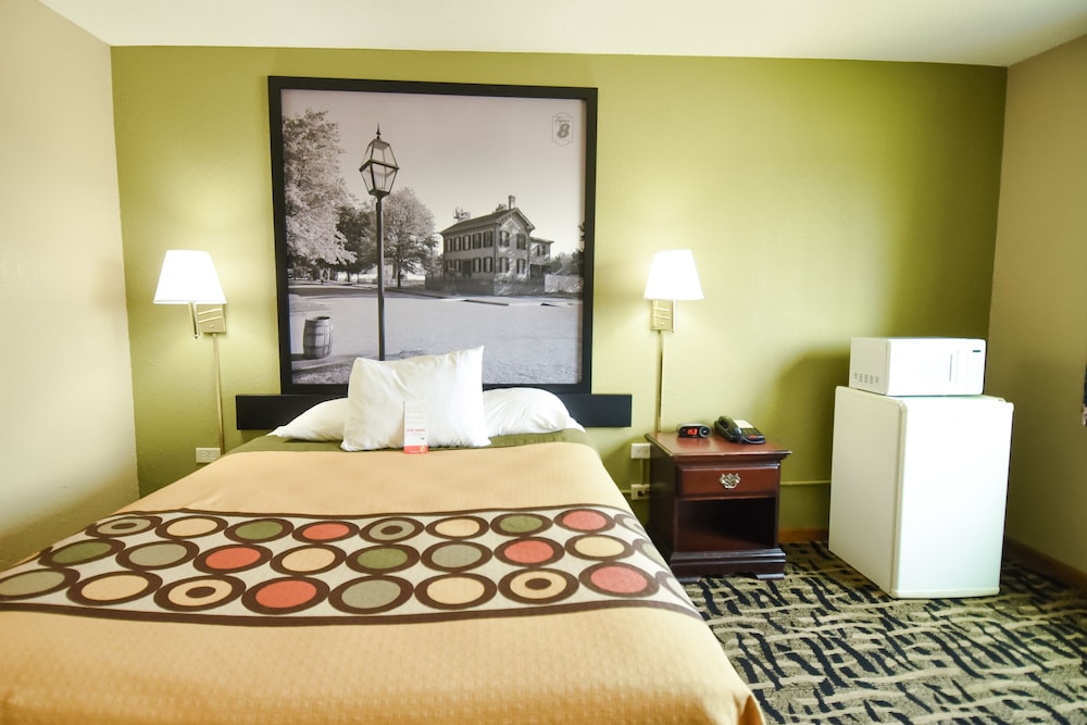 Standard Room, 1 Queen Bed - Photo 2