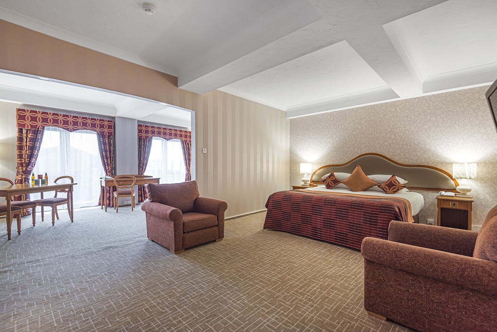 Premier Suite, Multiple Beds