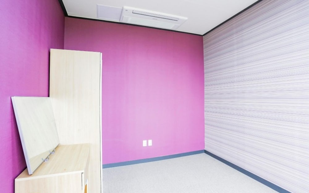 Room (Daebudo Dumum-C)