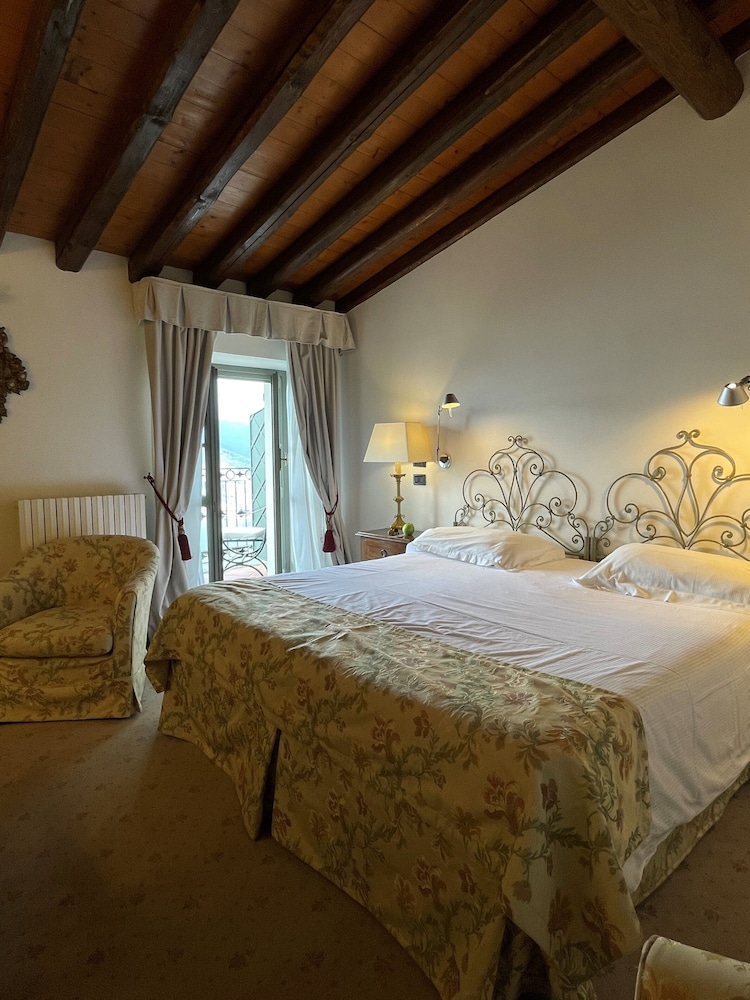 Double Room, Lake View