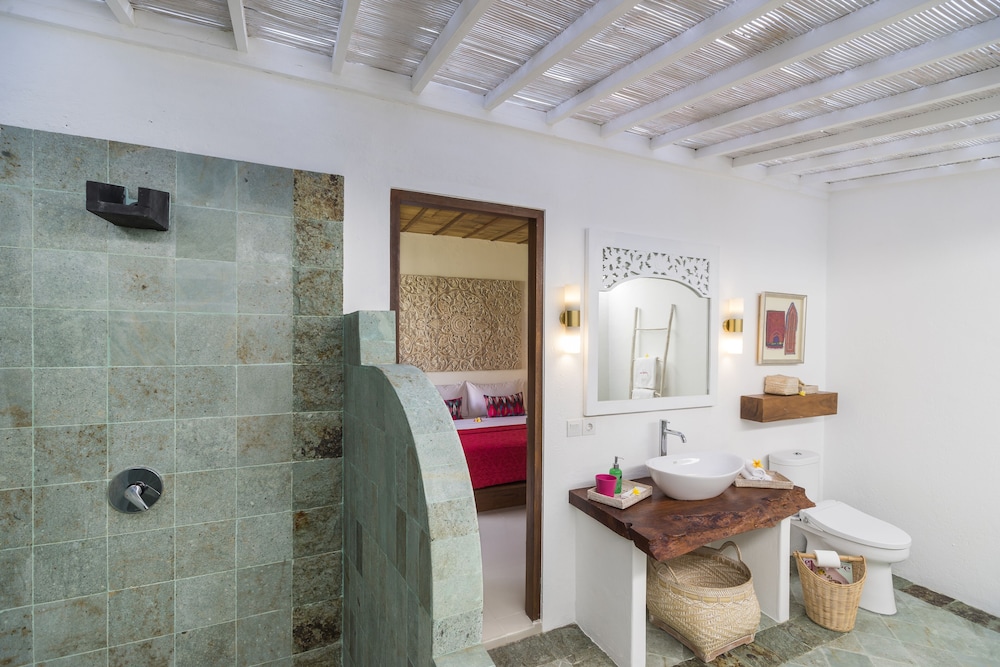 Joglo, 2 Bedrooms Villa - for Cool Adults Only photo 2