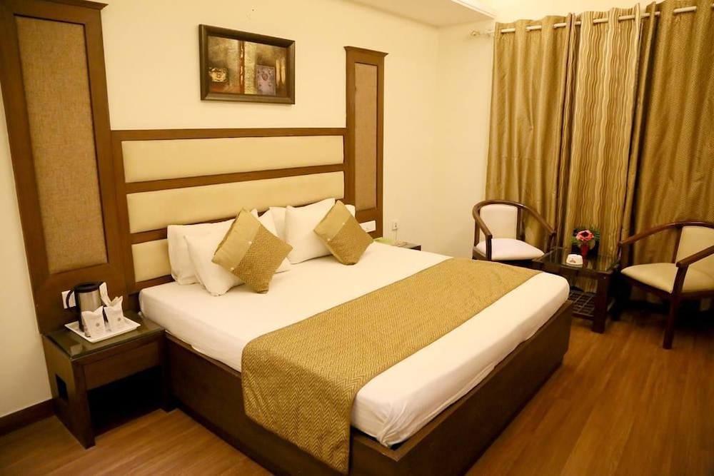 Superior Double Or Twin Room, Accessible, City View photo 2